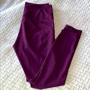 Fabletics Pure Luxe Highwaisted Legging